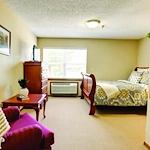 Image of Seasons Place (3)