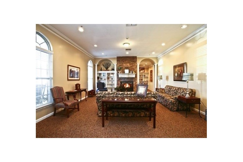Image of Cedarhurst of Oakwood (2)