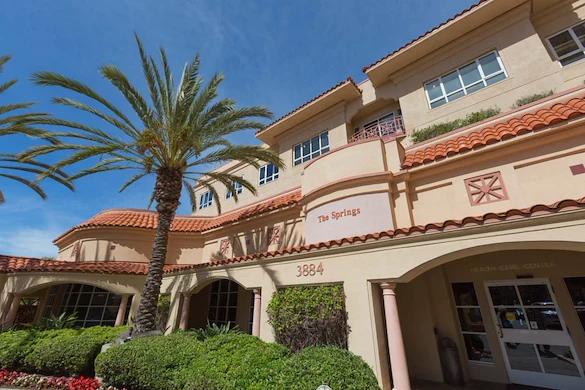 Image of The Springs At Pacific Regent (6)