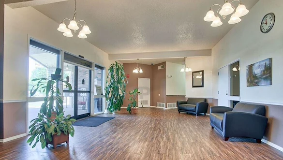 Image of West Edison Plaza Apartments (2)