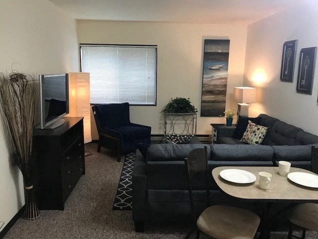 Image of Mueller Manor Apartments (4)