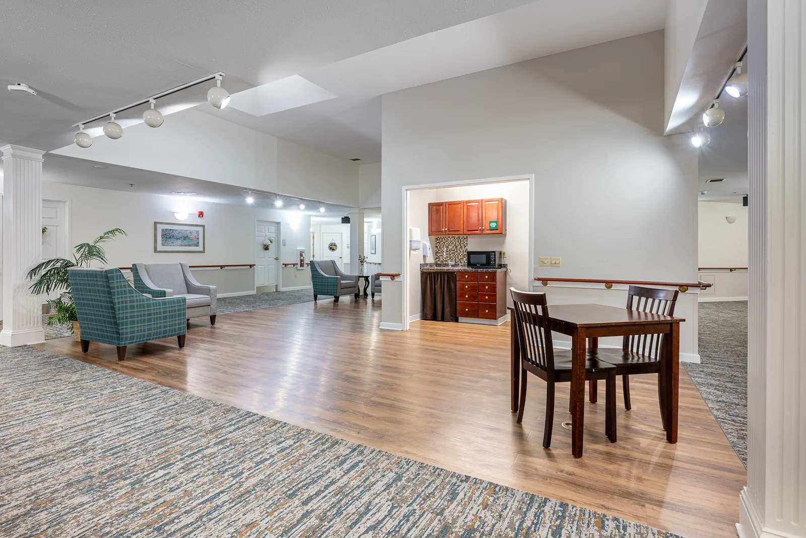 Image of Shawnee Estates Senior Living (4)