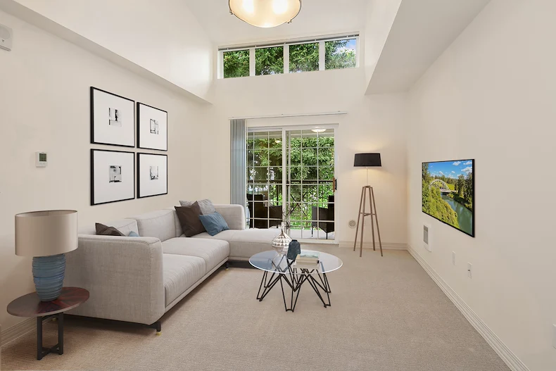 Image of The Lakeshore (9)