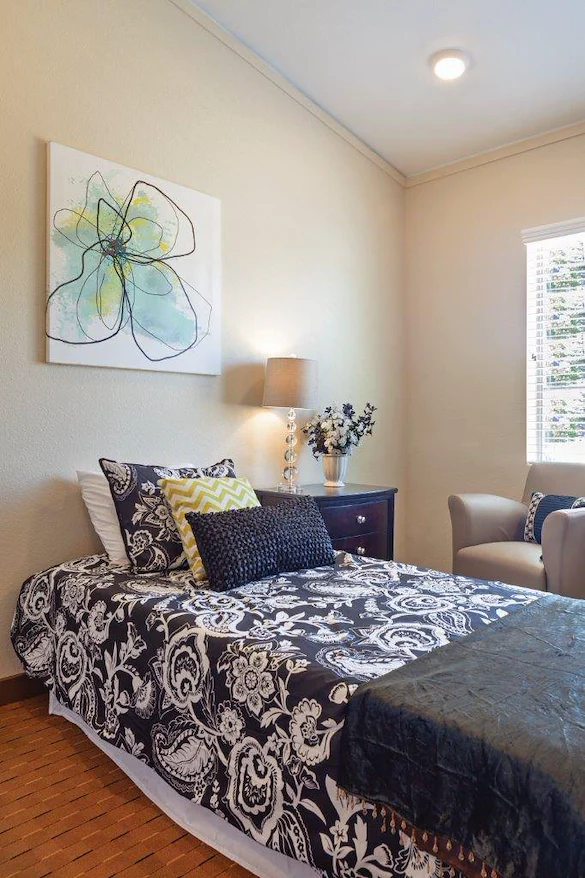 Image of Harvard Square by Cogir (6)