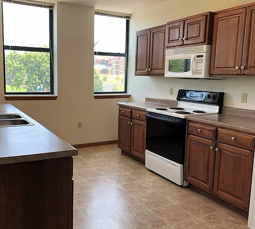 Image of Olde Town Center Apartments (6)