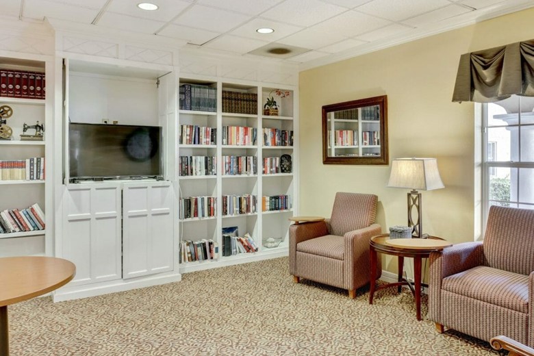 Image of Bayshire Torrey Pines Senior Living (9)