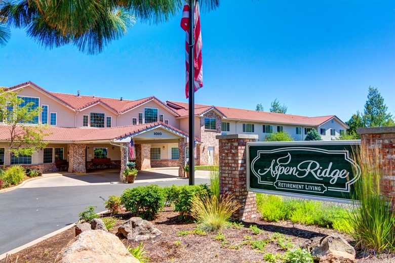 Aspen Ridge Senior Retirement Community in Bend, OR front exterior
