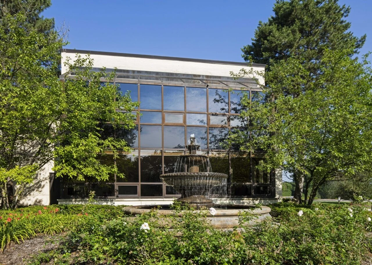 Image of Whitehall Of Deerfield (2)