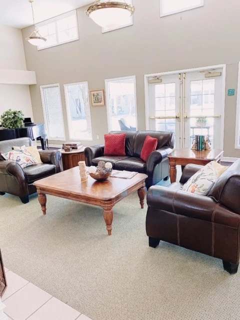 Image of Colonial Oaks at Leawood (7)