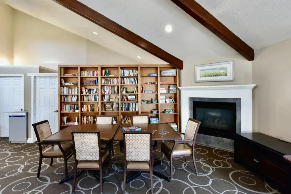 Image of Regency Village at Bend (8)