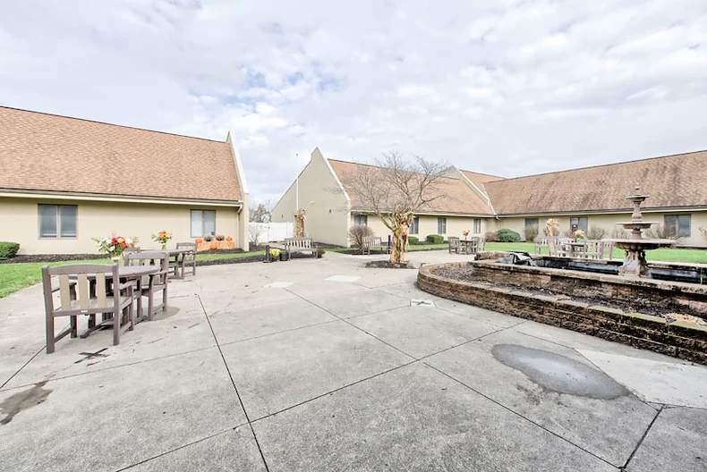 Image of Laurels Of Walden Park (9)