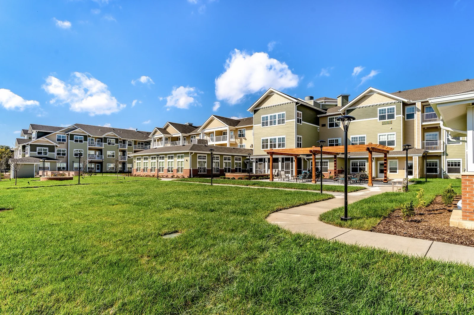 Capitol Ridge Gracious Retirement Living Hawthorn Senior Independent Living in Bristow, Virginia exterior