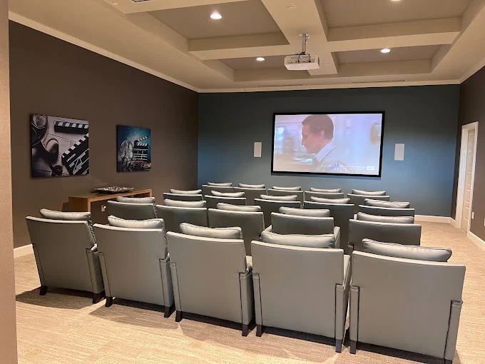 Image of The Village of Southampton (8)