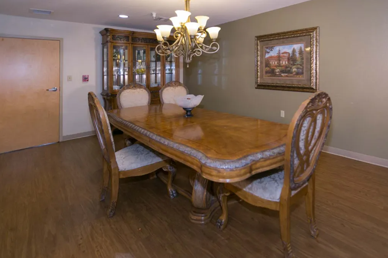 Image of Legend Oaks Healthcare & Rehabilitation (6)