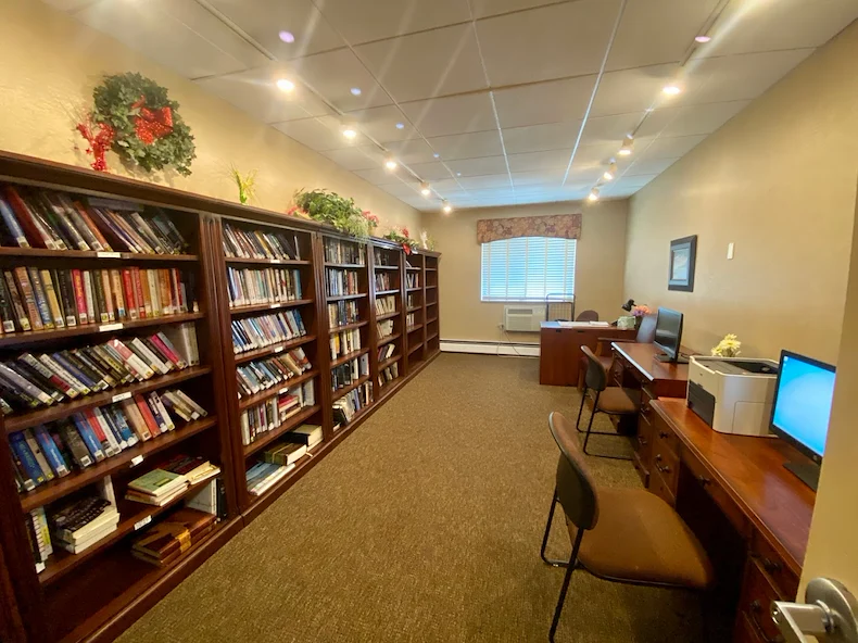 Image of Gates Mills Villa (5)