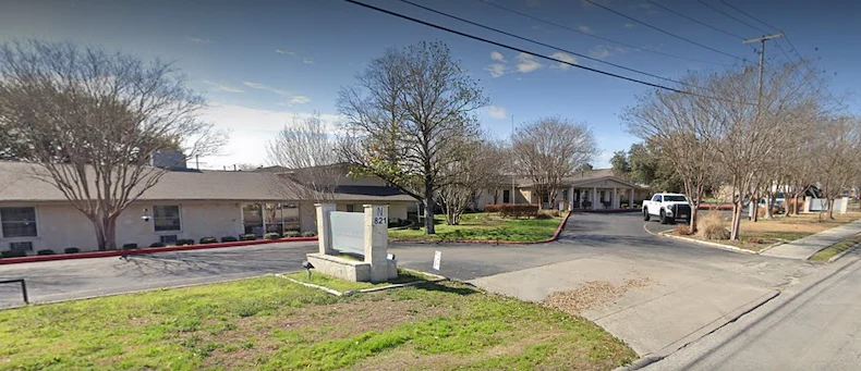 Image of Colonial Manor Nursing and Rehabilitation Center (1)