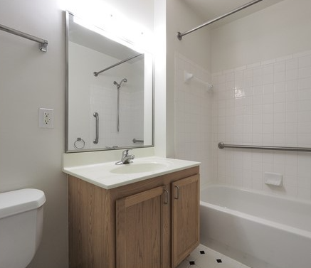 Image of BCI Fairgreen Apartments (10)