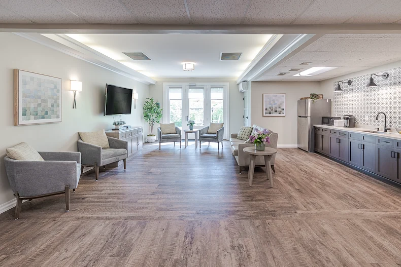 Image of The Arbors at Shelburne (6)