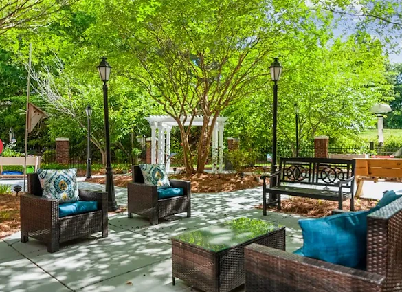 Image of Legacy Heights Senior Living Community (9)