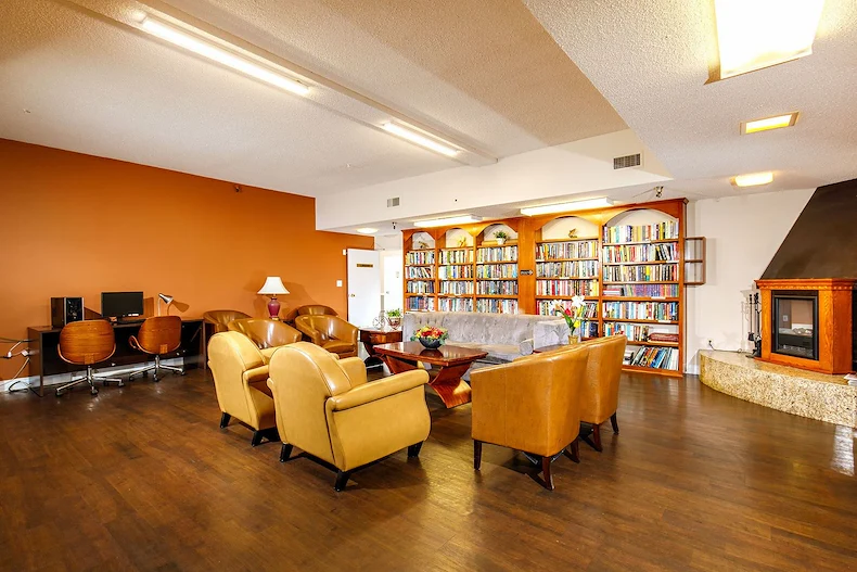 Image of Pacific Pointe Senior Apartments (3)