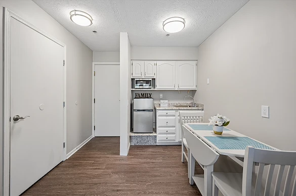 Image of Medina Pointe Senior Living (8)