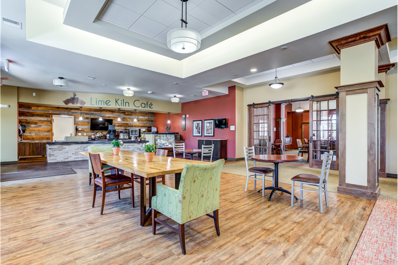 Image of Village Pointe Commons (3)