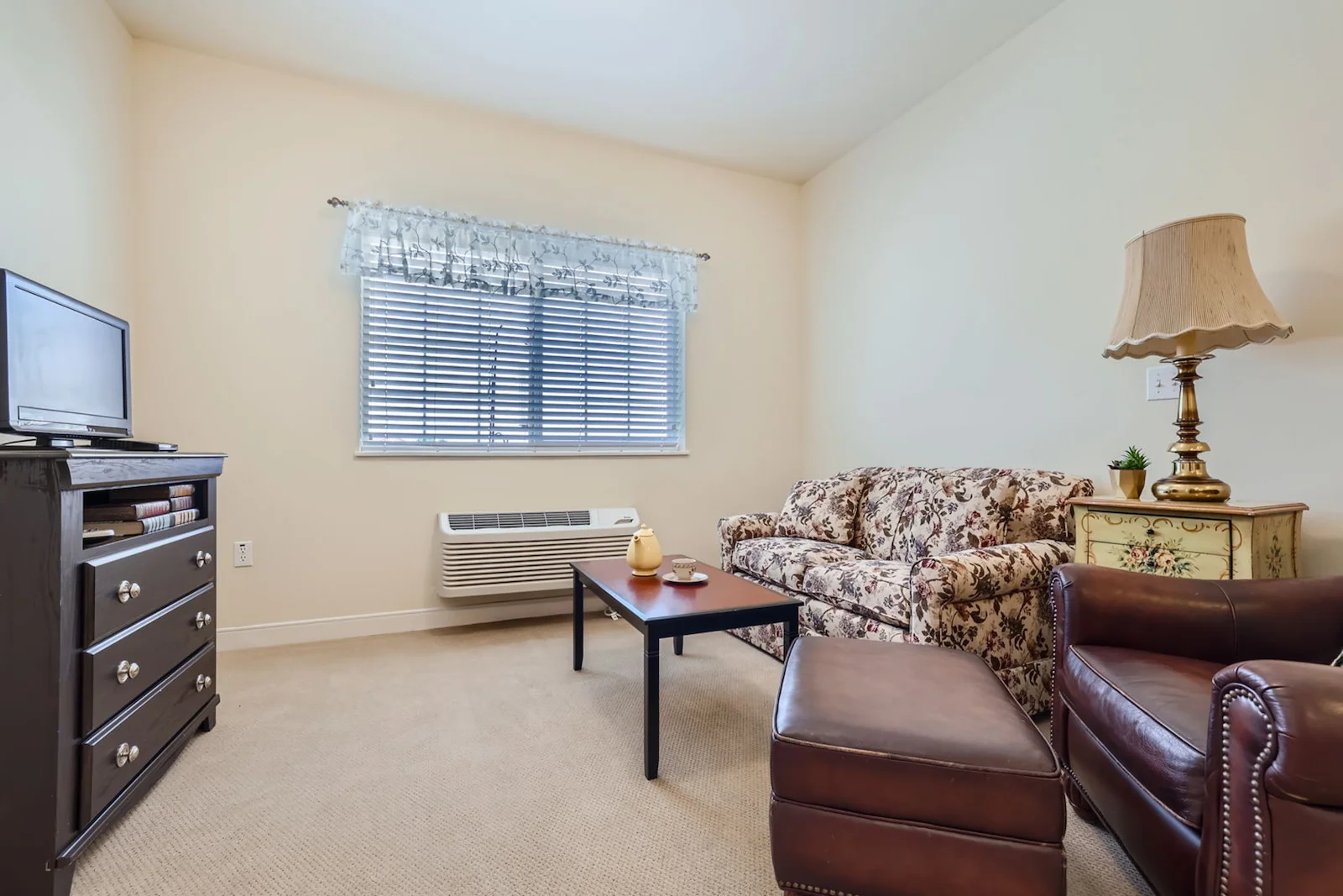 Image of Cappella of Pueblo West (9)