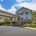 Image of Holiday Kittery Estates (1)