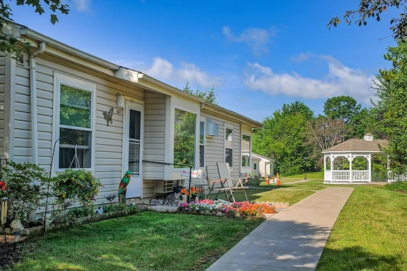 Image of Hazlewood Apartments (1)