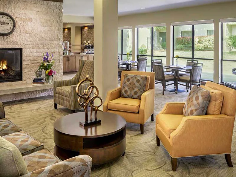 Image of Atria El Camino Gardens (7)