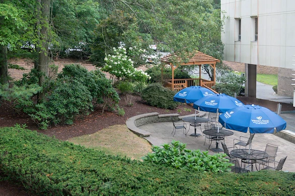 Image of Water's Edge At Port Jefferson (6)