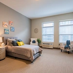 Image of Harrison on 5th by Senior Star (7)