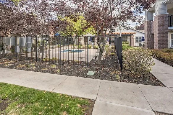 Image of Harmony Gardens Apartments (3)