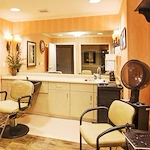 Windsor Heights Senior Living, assisted living and memory care in Beachwood, OH, beauty salon