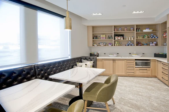 Image of Avidor Omaha (4)