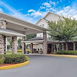 Image of Holiday Manor at Oakridge (1)