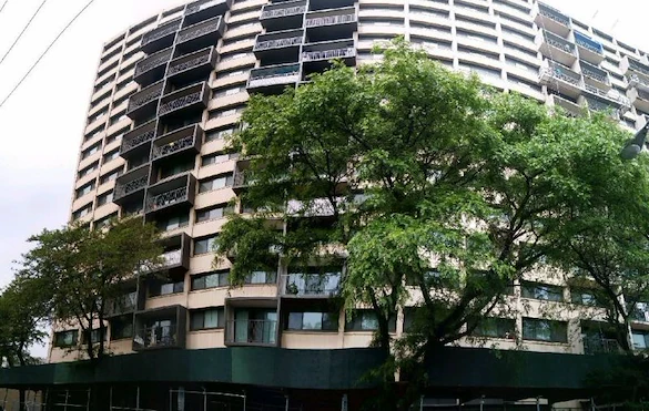 Image of Summit Plaza (1)