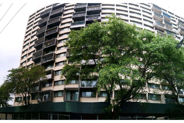 Image of Summit Plaza (1)