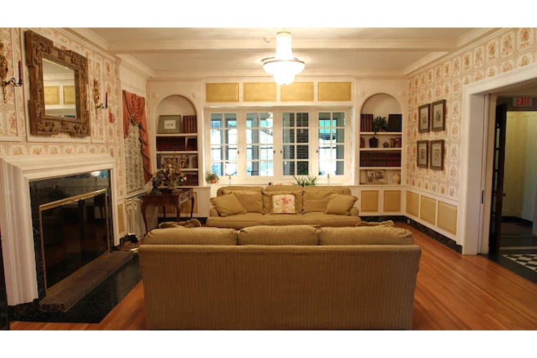 Image of Franciscan Manor (7)