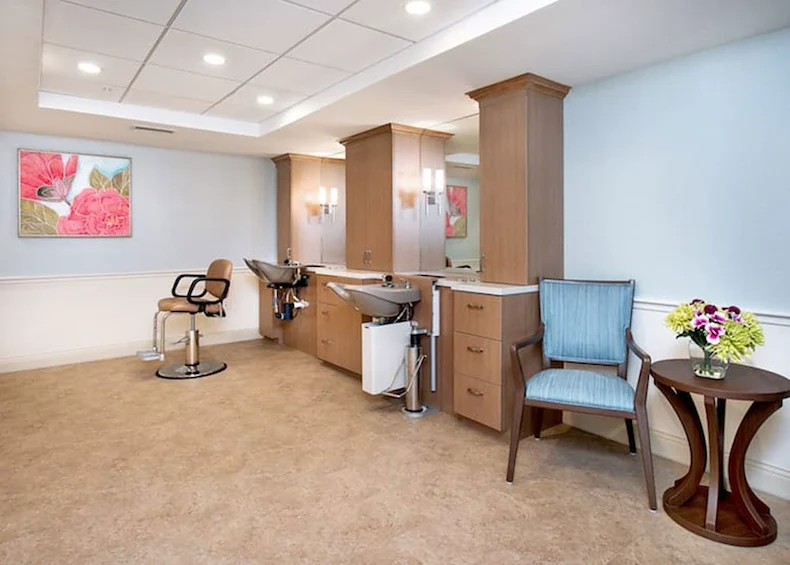 Image of Winchester Gardens Health Care Center (4)