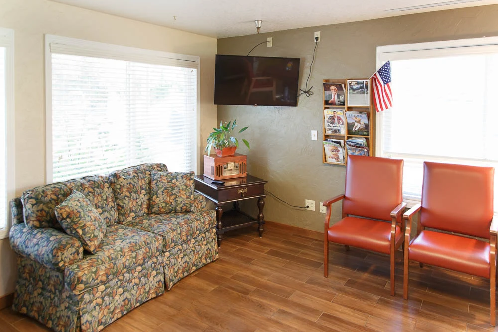 Image of Life Care Center Of Mcminnville (6)