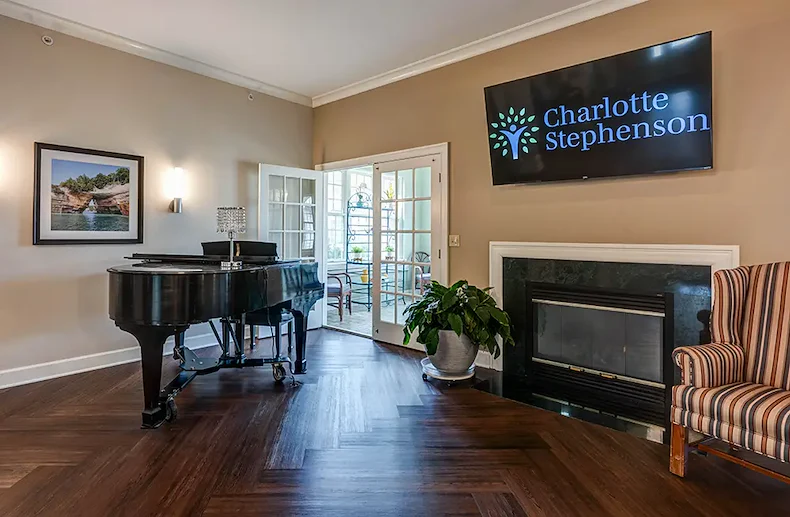 Image of Charlotte Stephenson Manor (7)