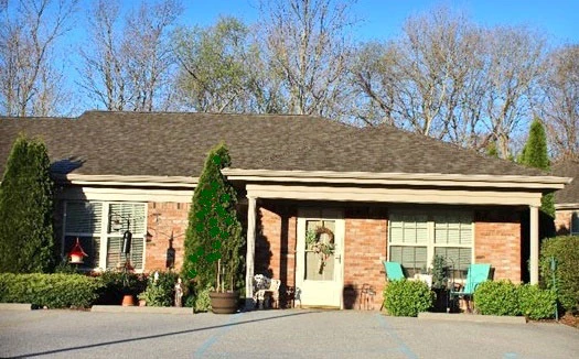 Image of Guerin Woods Senior Apartments (1)