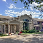 Image of The Oaks (1)