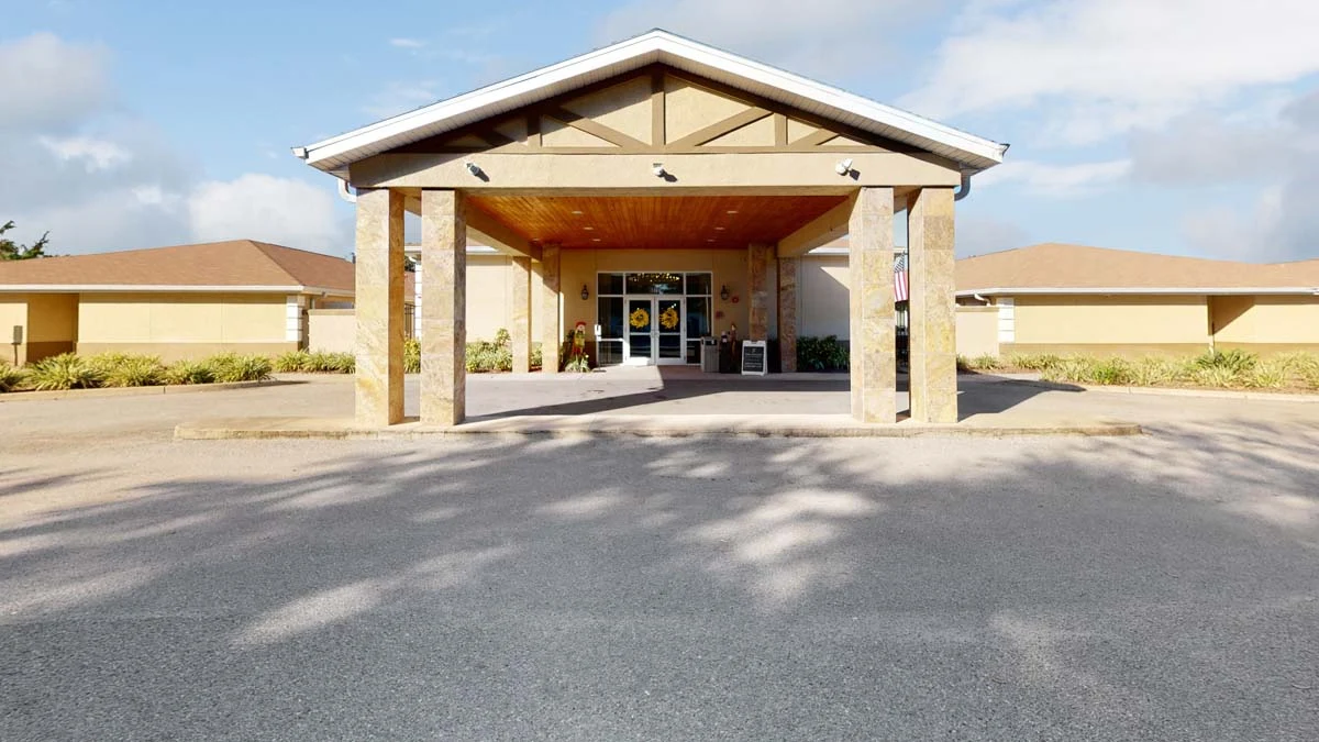 Image of The Goldton at St. Petersburg (2)