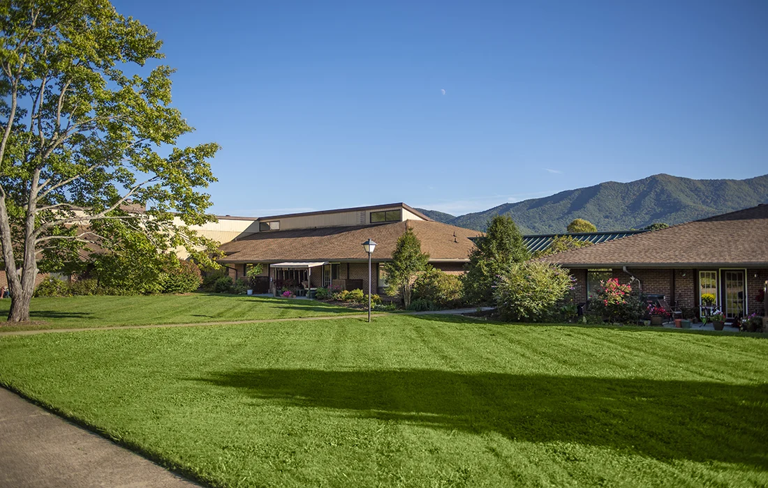 Image of Givens Highland Farms Senior Living (6)