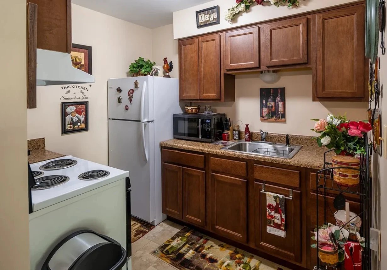 Image of Luther Pines (7)