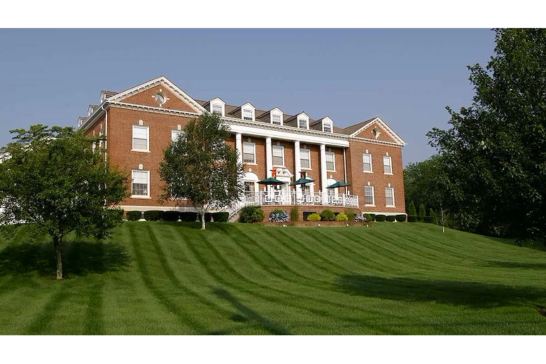 Image of Atria Larson Place (2)