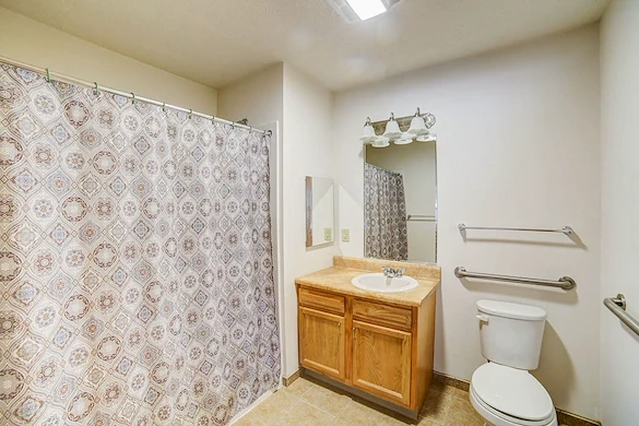 Image of Braddock's Greene (8)