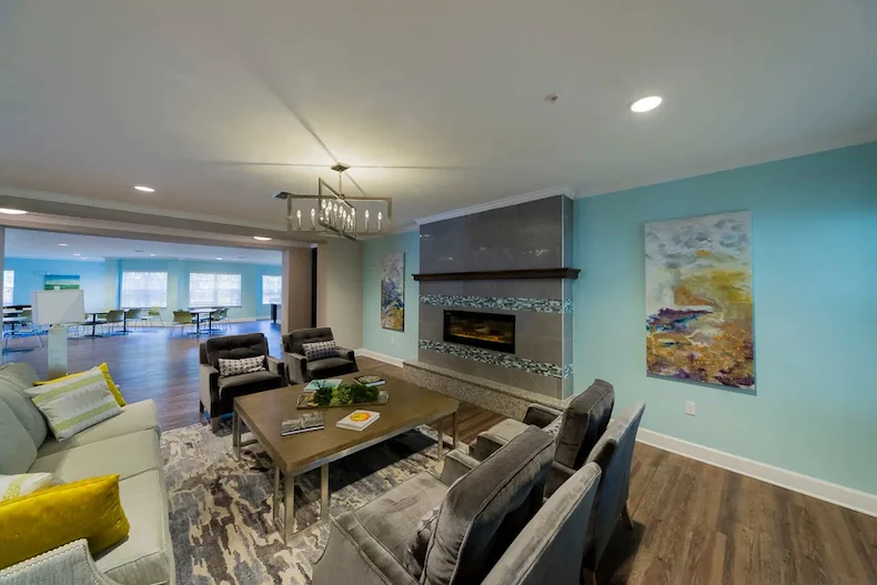 Image of Mary Eaves (2)